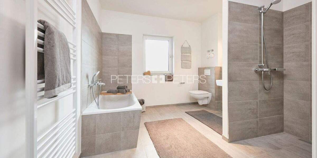 + Seebrise & Sonnenuntergang - großzügige Wohnung am Ziegelsee + 3 zimmer