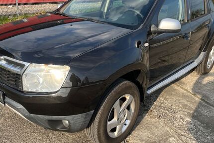 Dacia Duster 121.000 km 4.999 &euro; Schwerin 19061