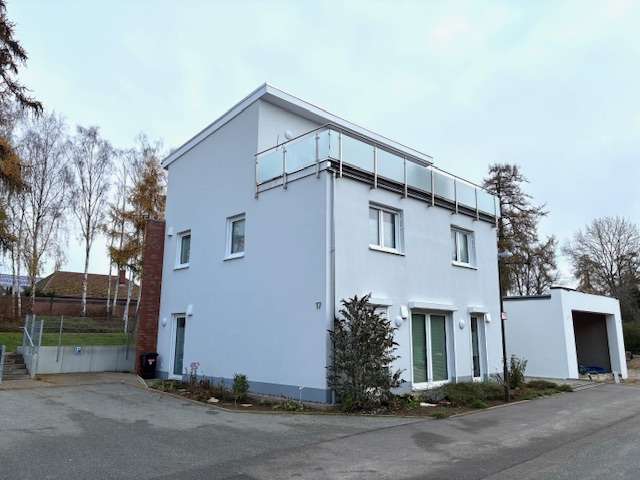 Einfamilienhaus Schwerin Friedrichsthal - 6 Zimmer, 164 m&sup2;, 498.000&euro; | Angebot:23732398