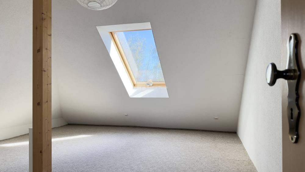 Gewachsenes Zuhause – Eigenes Haus, eigener Garten, eigener Teich mit Garage + Feuer im Wohnzimmer - Einfamilienhaus Schwerin Wüstmark | Angebot:25638280