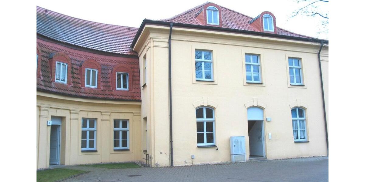 Dachgeschoßwohnung Pinnow - 2 Zimmer, 50 m&sup2;, 422&euro; | Angebot:26461662