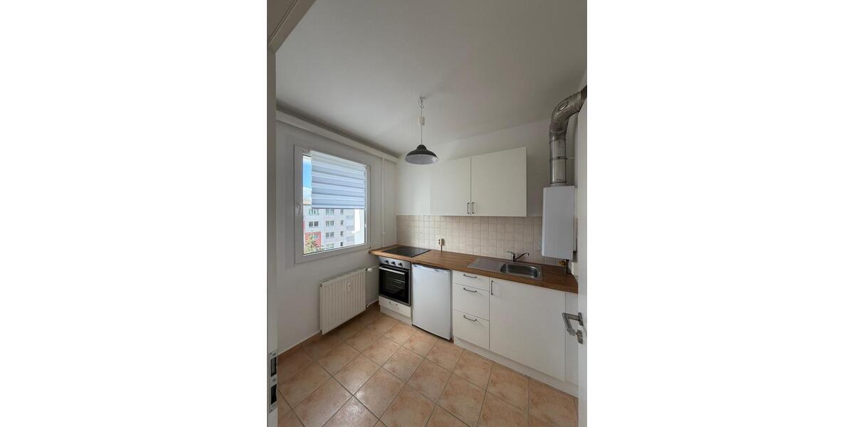 Etagenwohnung Schwerin Friedrichsthal - 2.5 Zimmer, 55 m&sup2;, 577&euro; | Angebot:25974695