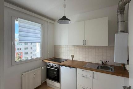 Wohnung Schwerin Friedrichsthal - 2.5 Zimmer, 55 m&sup2;, 577&euro; | Angebot:25974695