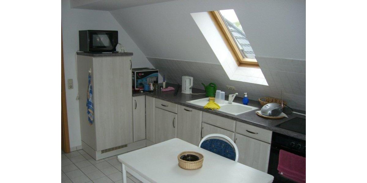 Großzügige 3 Zimmer-Wohnung im Dachgeschoss in der Paulsstadt zu mieten! 3 zimmer