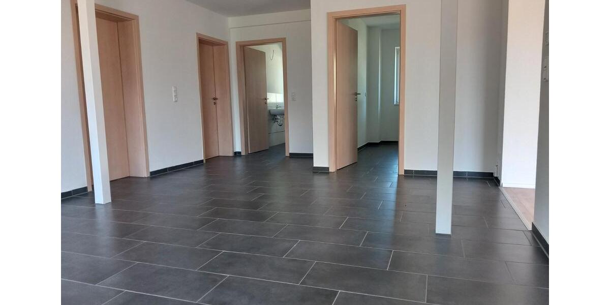Erdgeschoßwohnung Wittenförden - 5 Zimmer, 150 m&sup2;, 1.175&euro; | Angebot:26022818