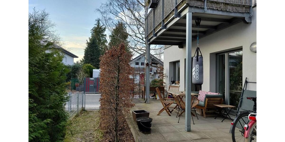 Etagenwohnung Schwerin Gartenstadt - 3 Zimmer, 96 m&sup2;, 1.390&euro; | Angebot:25856695
