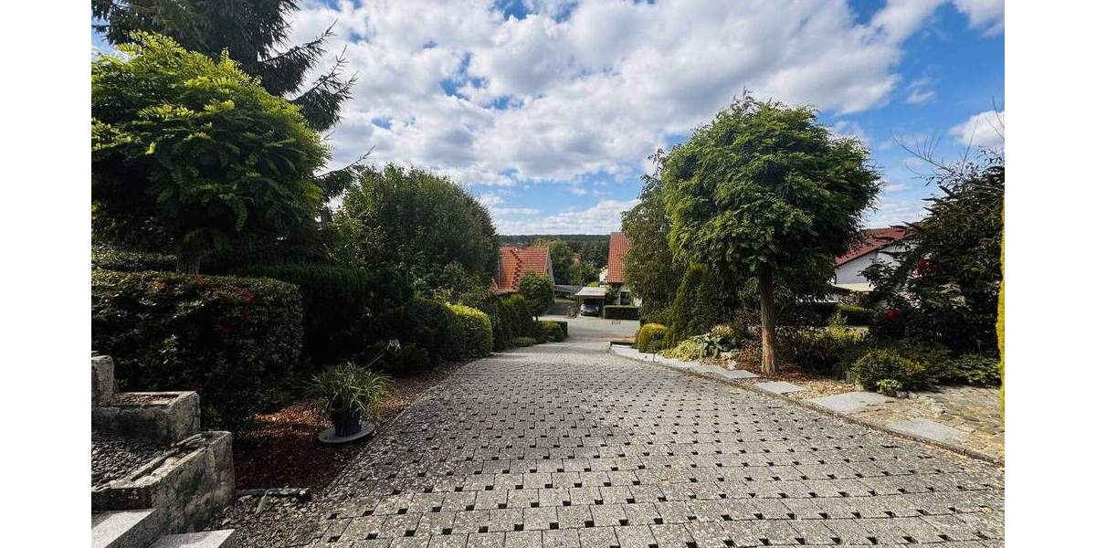 Architektenhaus in Hanglage und Blick auf den Fernsehturm - Ihr neues Zuhause! 6 zimmer