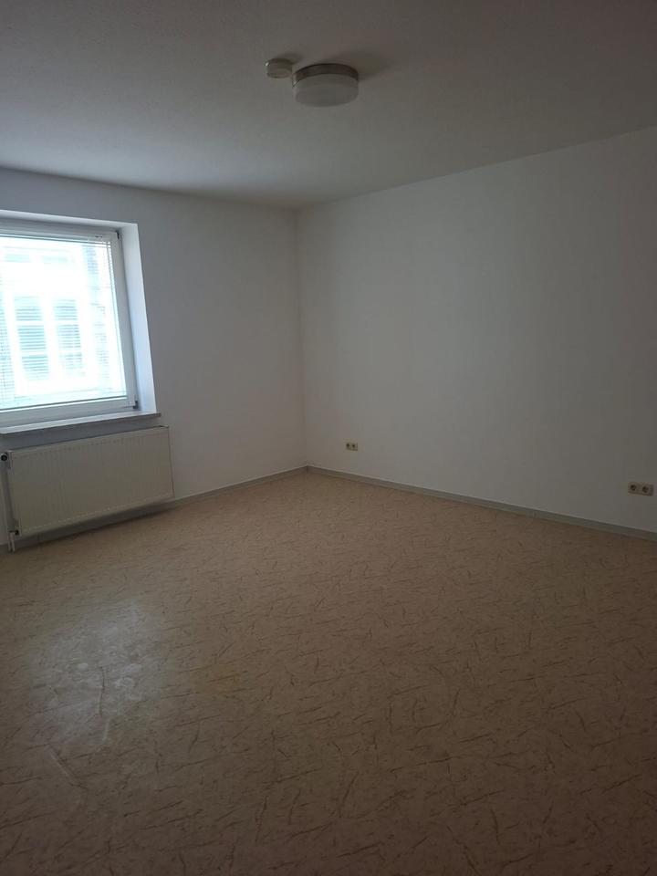 Zentrale Lage und im Grünen - Schöne Wohnung 65m²