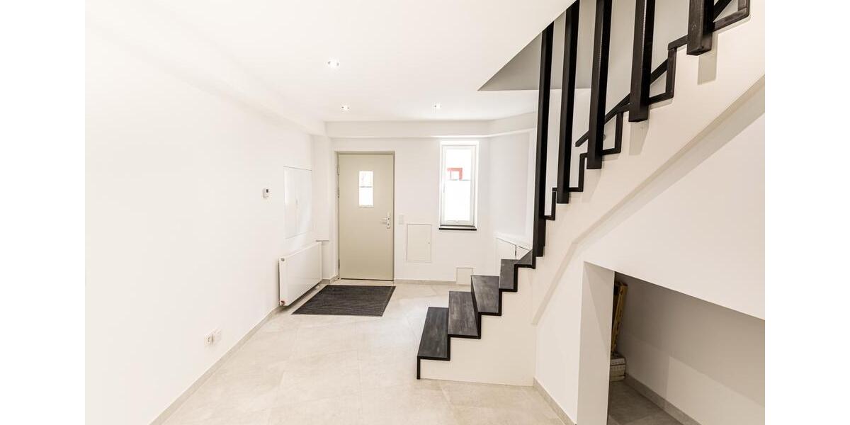 Reihenhaus Wismar Altstadt - 4 Zimmer, 140 m&sup2;, 1.650&euro; | Angebot:25221704