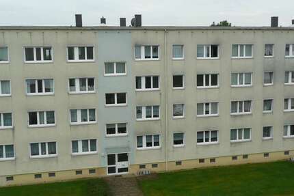 Wohnung Warin Wilhelmshof - 2.5 Zimmer, 61 m&sup2;, 343&euro; | Angebot:26582372