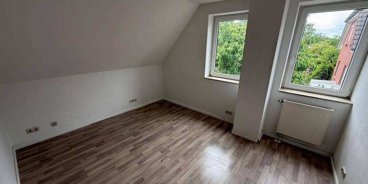 Mehrfamilienhaus, Wohnhaus Schwerin Warnitz - 9 Zimmer, 236 m&sup2;, 410.000&euro; | Angebot:26918021