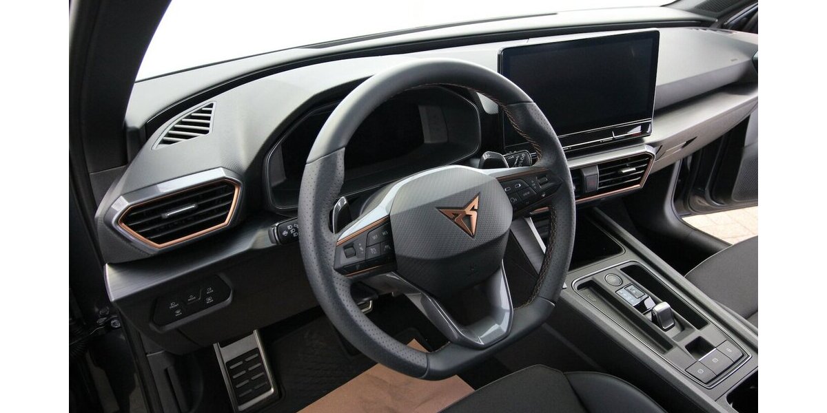 Cupra Leon Sportstourer e-HYBRID 6-DSG NAVI+LED+KAMERA 8.683 km 27.990 &euro; Hagenow 19230