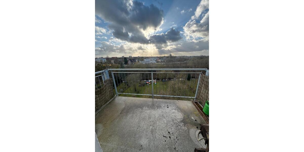 Dachgeschoßwohnung Schwerin Altstadt - 2 Zimmer, 62 m&sup2;, 820&euro; | Angebot:25986007