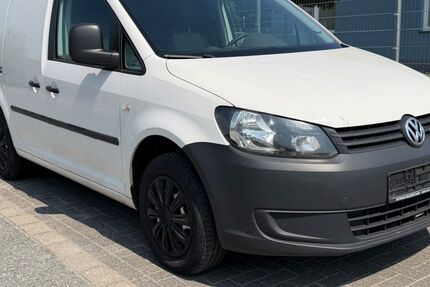 VW Caddy 242.640 km 5.000 &euro; Rastow 19077