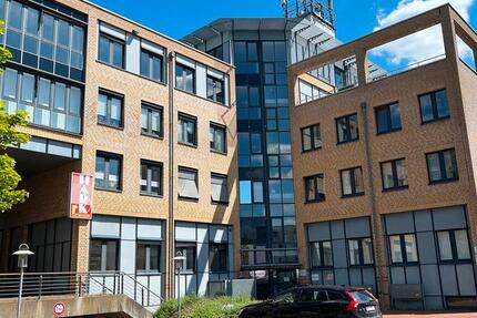 Repräsentative Büroetage in verkehrsgünstiger Toplage von 19061 Schwerin-Krebsförden zimmer