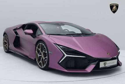 Lamborghini Revuelto