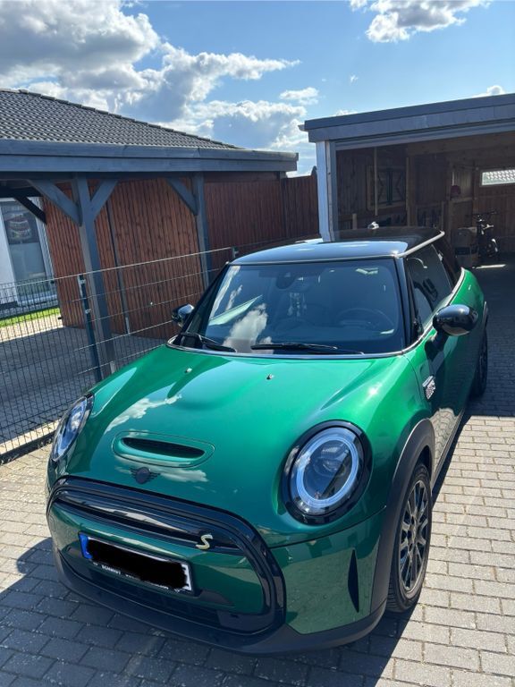 Cooper SE