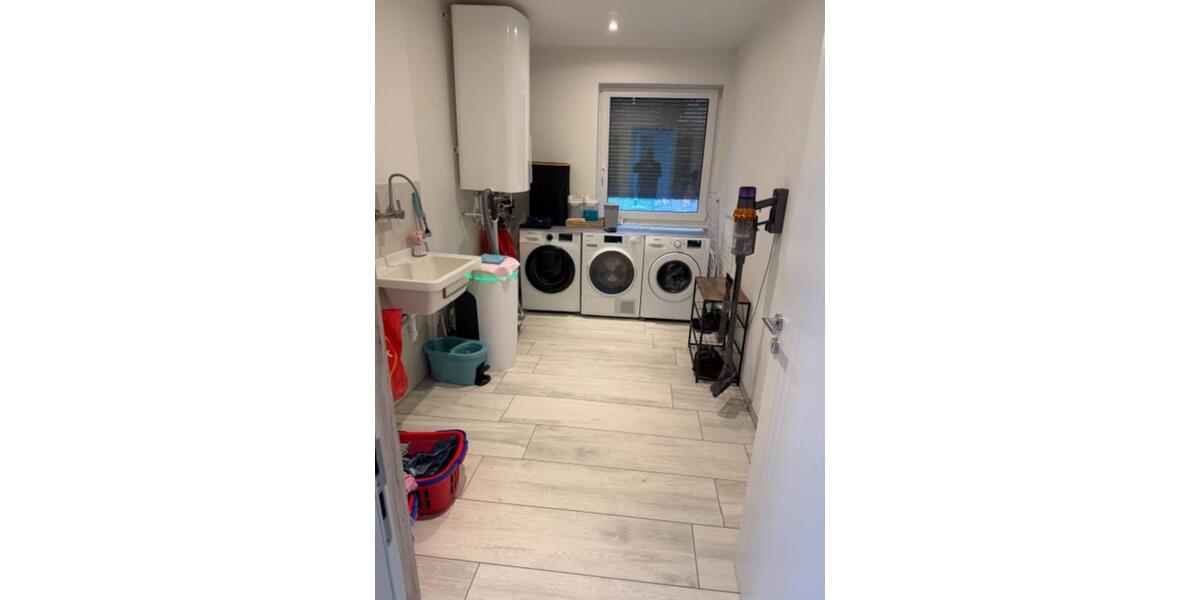 Einfamilienhaus Schwerin Friedrichsthal - 7 Zimmer, 240 m&sup2;, 780.000&euro; | Angebot:25790586