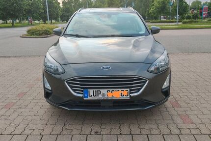 Ford Focus 173.000 km 8.900 &euro; Schwerin 19061