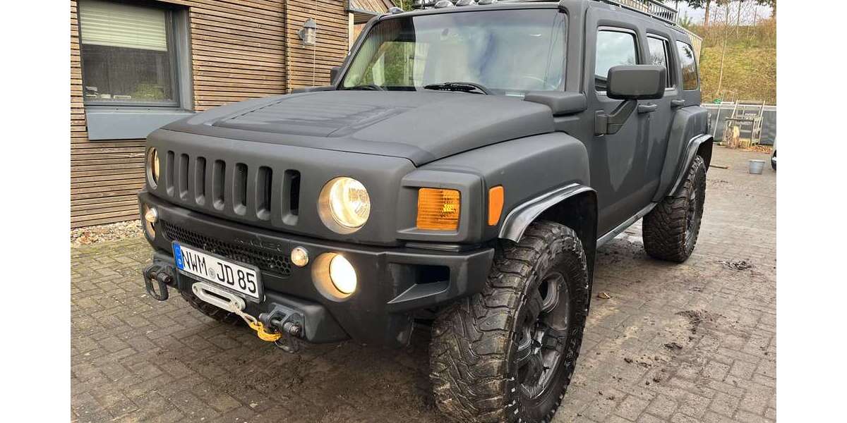 Hummer H3 164.099 km 12.600 &euro; Trams 19417