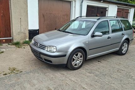 VW Golf 250.000 km 900 &euro; Gadebusch 19205