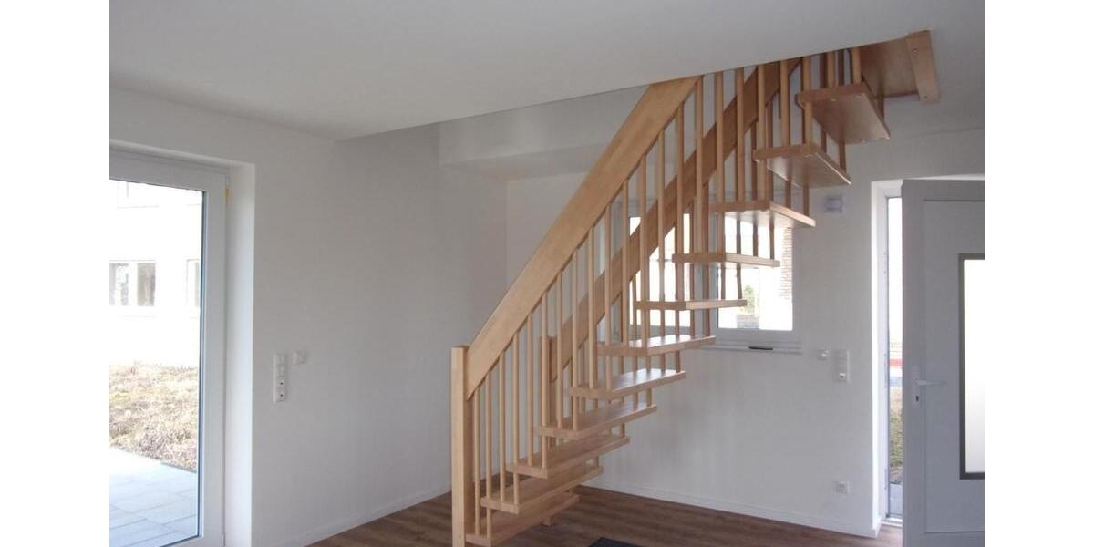 Einfamilienhaus Schwerin Friedrichsthal - 8 Zimmer, 222 m&sup2;, 670.000&euro; | Angebot:26817256
