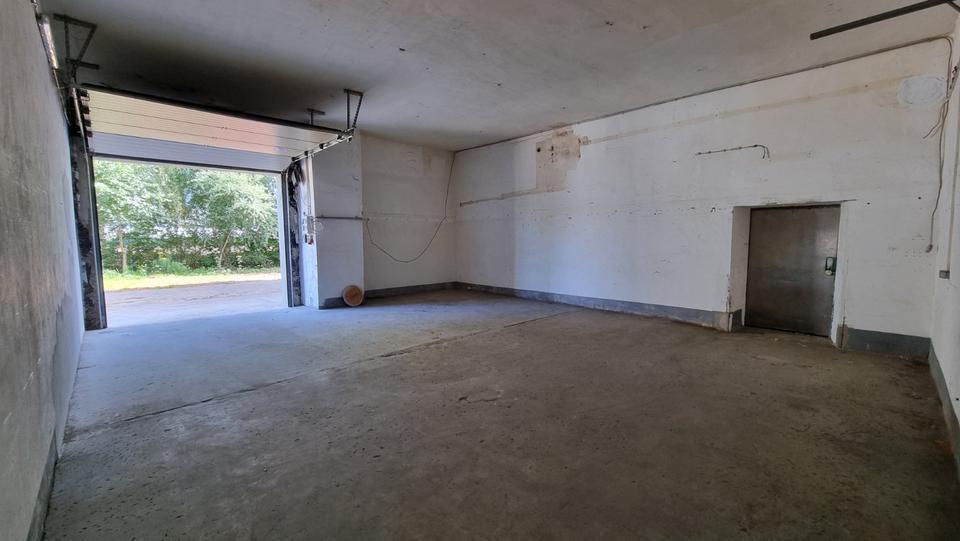 75m² Lagerhalle mit elektrischen Tor 3x3m in Schwerin Görries! zimmer