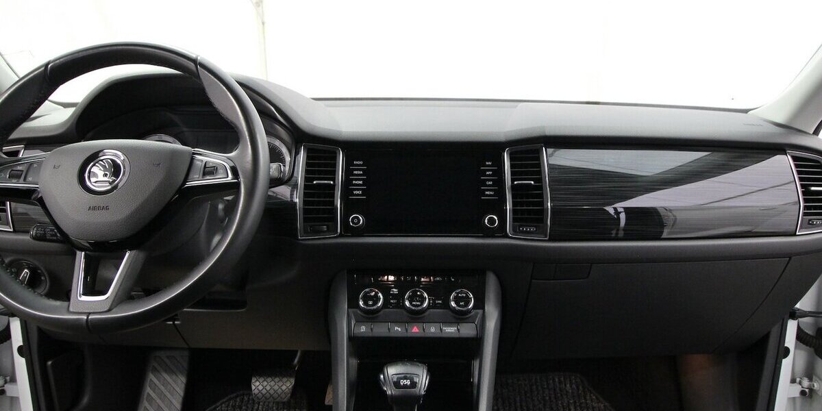 Skoda Kodiaq 1.5 TSI 7-DSG Style LED+NAVI+KAMERA+ACC 113.758 km 21.700 &euro; Hagenow 19230