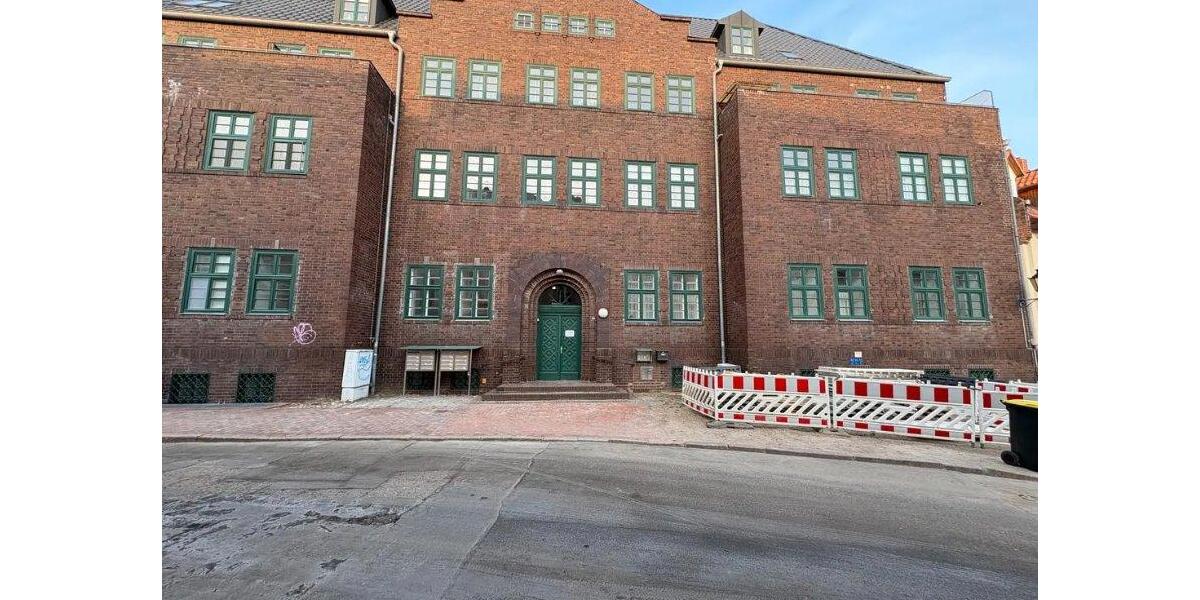 Etagenwohnung Wismar Altstadt - 1 Zimmer, 38 m&sup2;, 532&euro; | Angebot:26446740