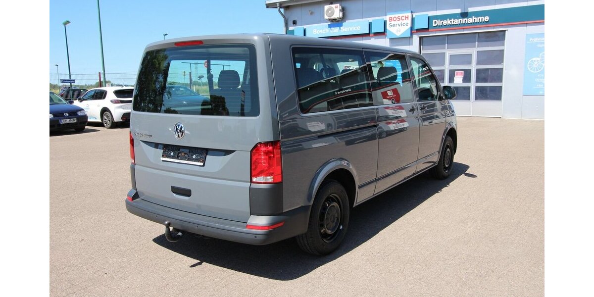 VW T6.1 Transporter Kombi lang 2.0 TDI 9-SITZER+AHK 161.457 km 27.900 &euro; Hagenow 19230