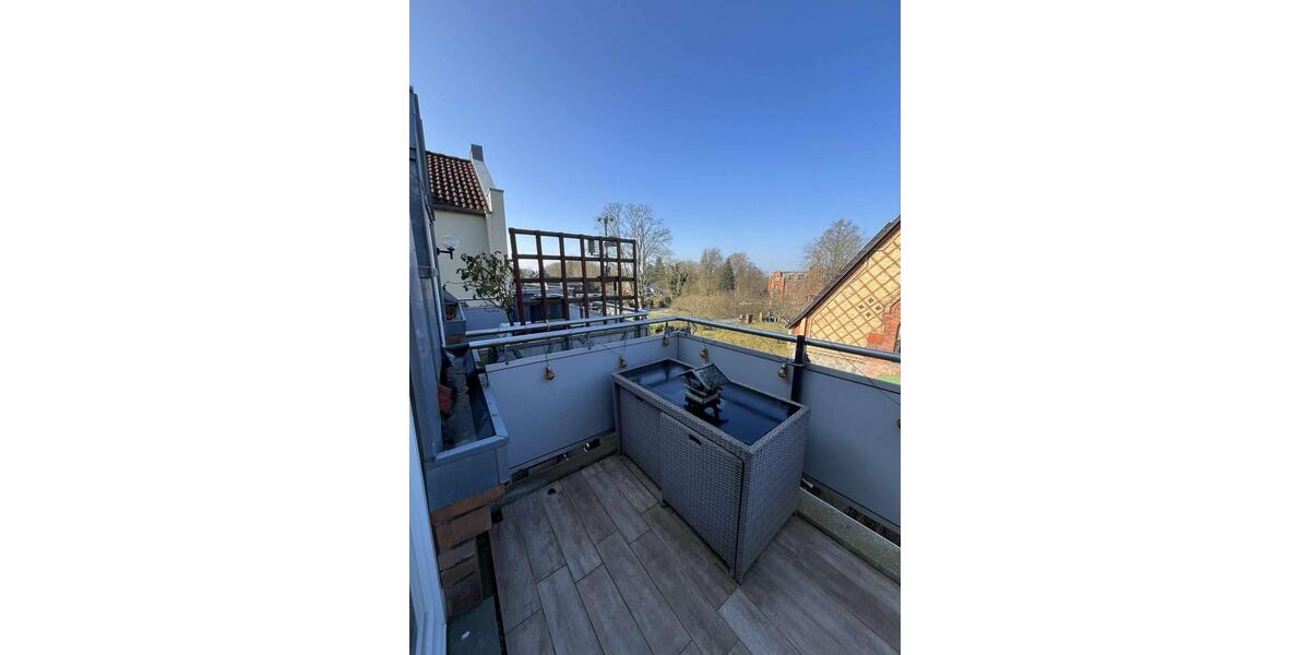 Dachgeschoßwohnung Pinnow - 2 Zimmer, 69 m&sup2;, 585&euro; | Angebot:25903725