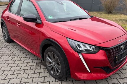 Peugeot 208 54.674 km 15.600 &euro; Mittenwalde 15749