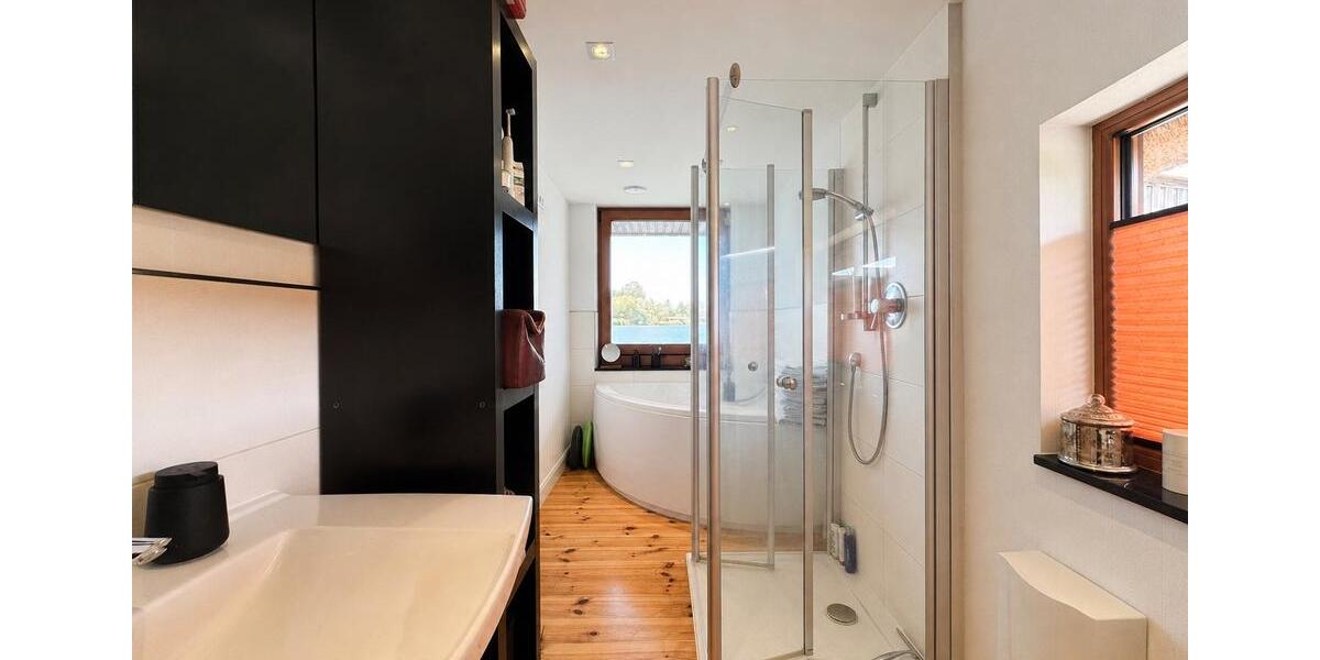 Einfamilienhaus Schwerin Altstadt - 2 Zimmer, 93 m&sup2;, 697.500&euro; | Angebot:27128519