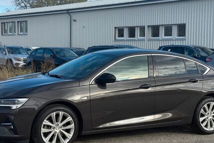 Opel Insignia 92.000 km 17.300 &euro; Blankenfelde-Mahlow 15827
