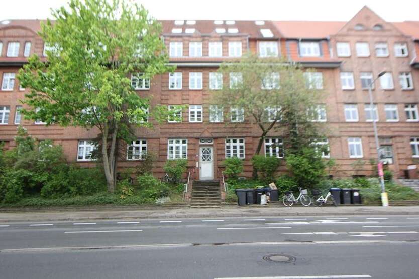 Wohnung zum Mieten in Schwerin 576 € 71.99 m² 3 zimmer