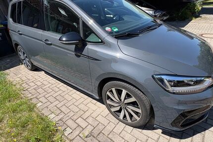VW Touran 48.000 km 28.950 &euro; Klein Rogahn 19073