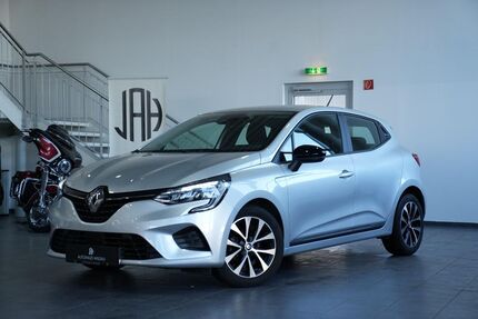 Renault Clio 48.781 km 12.990 &euro; Wildau 15745