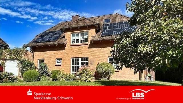 Einfamilienhaus Pinnow - 8 Zimmer, 213 m&sup2;, 456.000&euro; | Angebot:27540221