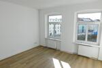 Etagenwohnung Schwerin - 4 Zimmer, 82 m&sup2;, 779&euro; | Angebot:25976090