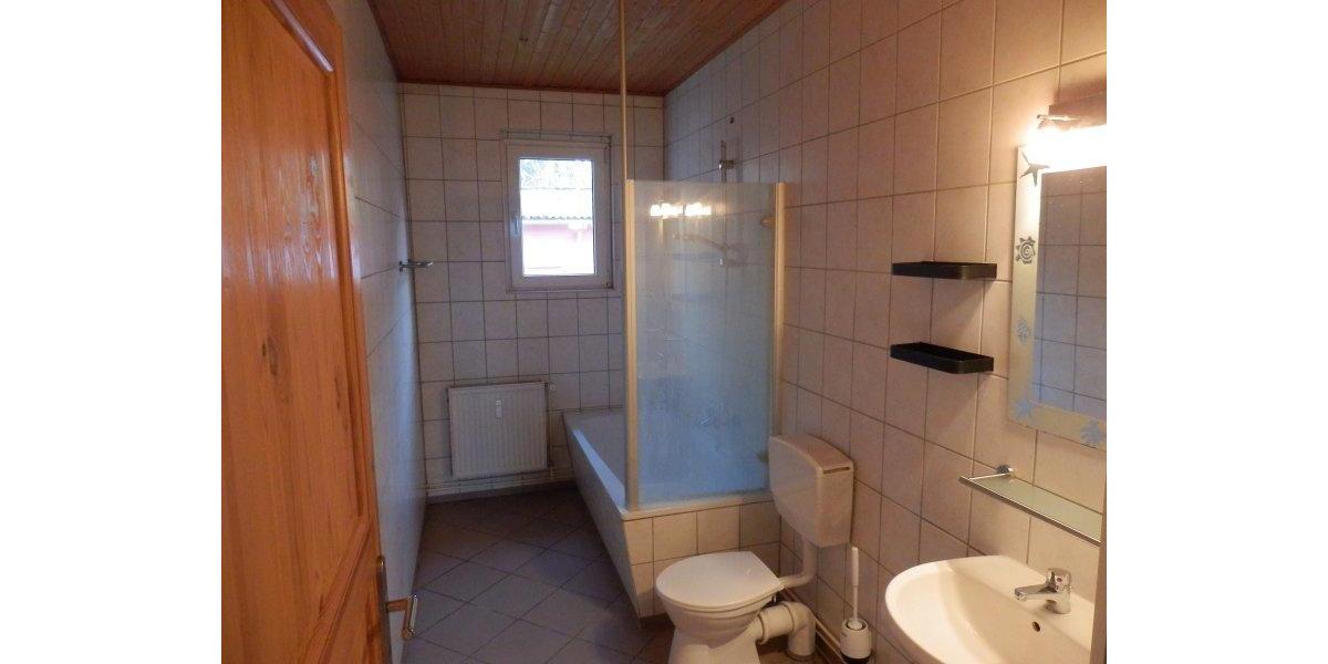 Erdgeschoßwohnung Neustadt-Glewe Glewe - 4 Zimmer, 88 m&sup2;, 676&euro; | Angebot:26023792