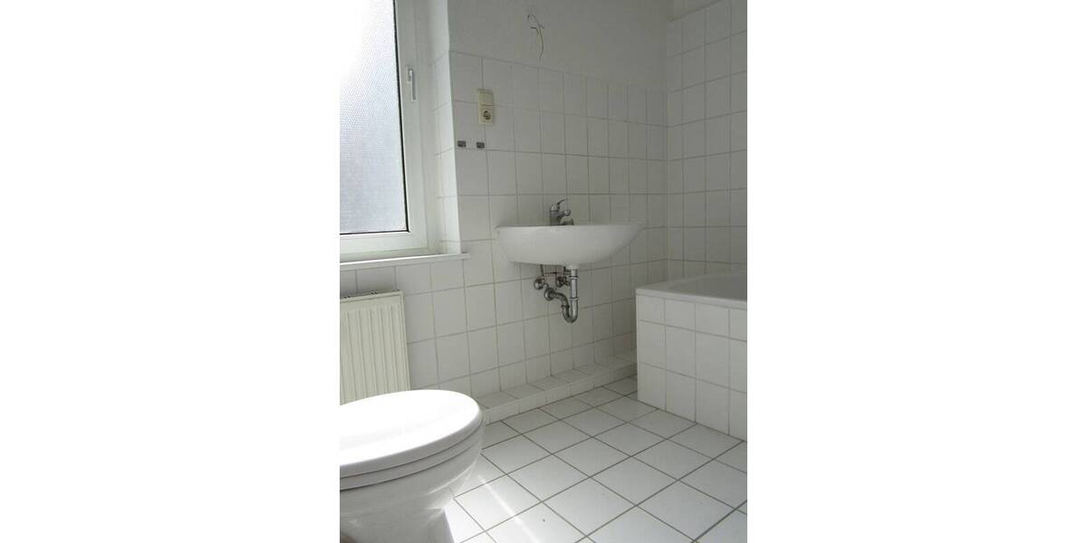 Etagenwohnung Schwerin Paulsstadt - 3 Zimmer, 71 m&sup2;, 603&euro; | Angebot:26904433