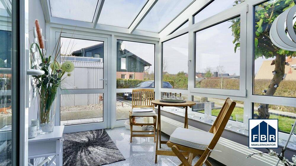 Mehrfamilienhaus, Wohnhaus Schwerin Wickendorf - 2 Zimmer, 65 m&sup2;, 125.000&euro; | Angebot:26018477