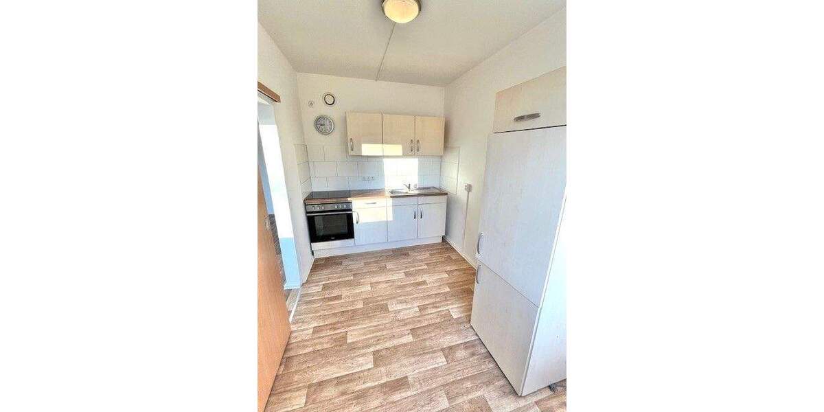 Renovierte 3 Zimmer Wohnung mit EBK 3 zimmer