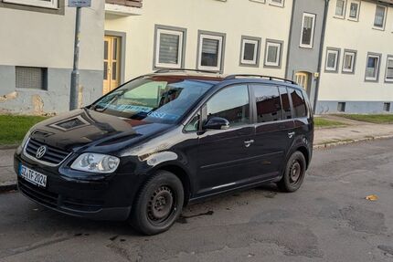 VW Touran 305.130 km 2.500 € Schwerin 19063
