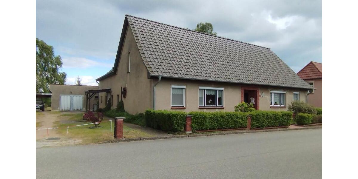 Einfamilienhaus Domsühl - 6 Zimmer, 165 m&sup2;, 225.000&euro; | Angebot:27094392