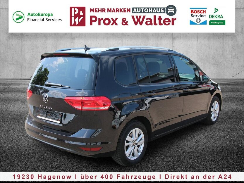 VW Touran 1.5 TSI 7-DSG Comfortline 7-SITZ+NAVI+AHK 25.069 km 32.790 € Hagenow 19230