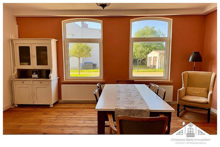 Einfamilienhaus Warin - 7 Zimmer, 200 m&sup2;, 199.750&euro; | Angebot:25660949