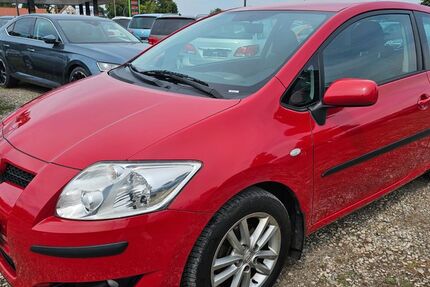 Toyota Auris 205.370 km 1.999 &euro; Lübben 15907