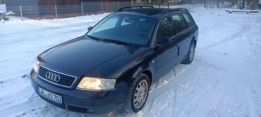 Audi A6 (Typ 4B) 317.000 km 5.200 € Dümmer 19073