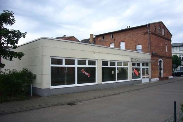 Büro in Neustadt-Glewe 999 € 160 m²